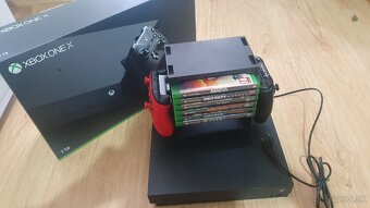 Xbox One X + Xbox 360 + Monitor - 2