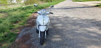 Piaggio Beverly - 2