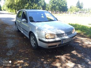 VW Golf 1.6i - 2