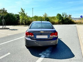 Chevrolet Cruze - 2