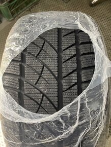 255/35 r19 pneumatiky - 2