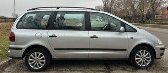 Volkswagen Sharan 1.9 TDI, 85 kW, 2/2010, 7 miestne - 2