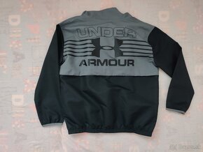 Chlapčenská prechodná bunda Under Armour, veľ. 122 - 2