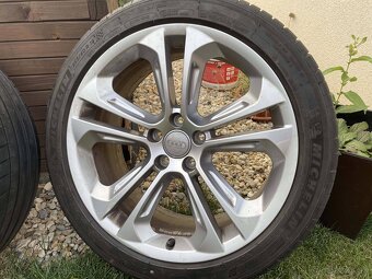 AUDi orig. Q3  5x112  8j x19 ET 36  255 40 R19 - 2