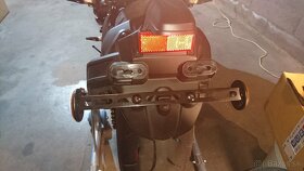 Yamaha MT09-drziak SPZ,kryt prevodu,stupacky,zavazicka ... - 2