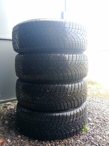 zimné pneumatiky 215/60r17- 2ks Dunlop. - 2