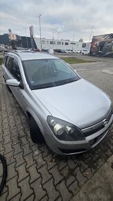 Opel Astra H - 2