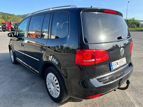 Volkswagen Touran 2.0tdi 103kw DSG - 2