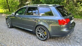 Audi S4 B7 4.2 v8 quattro - 2