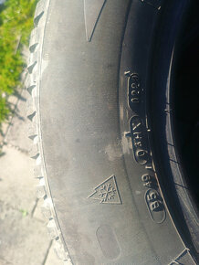 Zimne pneumatiky 215/60 R16 - 2