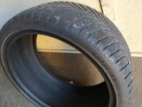 235/35 R19 zimné pneu - 2