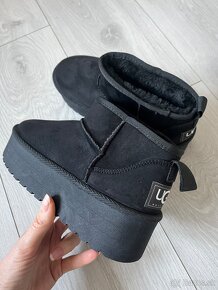 Dámske UGG mini, čierne - 2