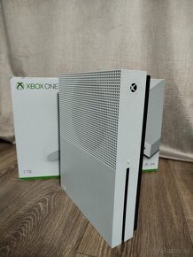 Xbox one s 1TB - 2