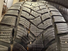 Kvalitné zimné pneumatiky DUNLOP Wintersport - 235/60 r18 - 2