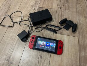 Nintendo switch + 256GB karta - 2