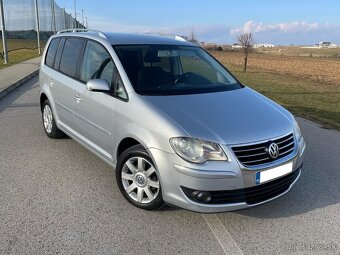 Volkswagen Touran 2.0 TDI DSG Highline Facelift - 2