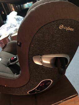 Autosedacka Cybex Sirona Z i size Plus khaki+isofix z i size - 2