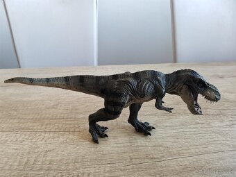 Výstavné dinosaury - 2