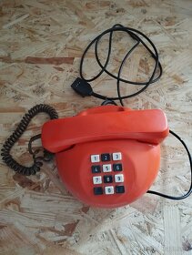 Retro telefóny - 2