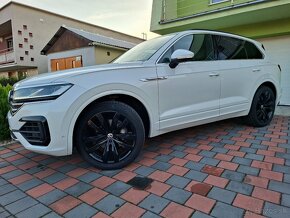 Volkswagen Touareg 3.0 TDI,210kW,R-Line,80.000km - 2