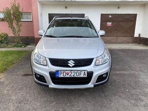 Predám Suzuki sx4  4x4 38000km 1,6 benzin 88 kW r.v 2014 - 2