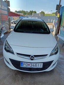 Predám Opel Astra combi - 2