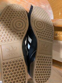 pánske halové kopačky Adidas Kaiser5 č.44 - 2