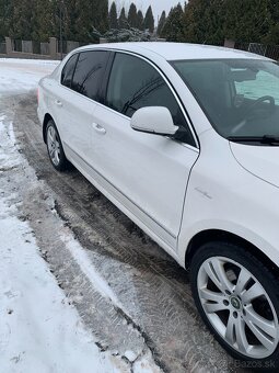 Skoda Superb 2.0 TDI DSG - 2