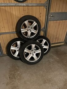 205/55 R16 zimne gumy+hlinikove disky Original Peugeot 4x108 - 2