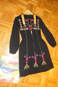 DESIGUAL NOVE vysivane,luxusne damske saty M/L - 2