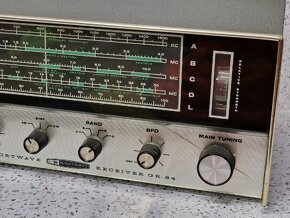 TUBE SHORTWAVE RECEIVER / HEATHKIT GR64 / LAMPOVY PRIJÍMAČ - 2