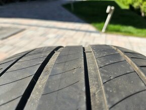 245/45 r18 - 2