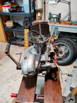 Jawa 250/353 polbubon motor - 2