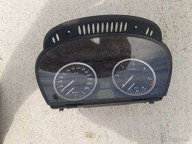 Budíky,display bmw e60 - 2