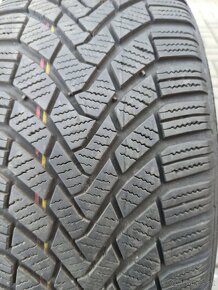 Continental ContiWinter Contact 215/55 R16 - 2