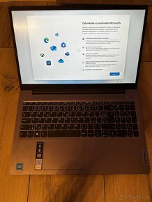 Lenovo IdeaPad Slim 3 15IAN8 - 2