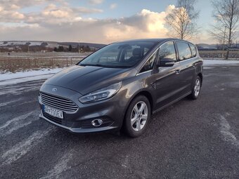 Predám Ford S-Max Titanium 2.0 Tdi r.v.2016 - 2