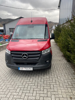 Mercedes -Benz Sprinter - 2