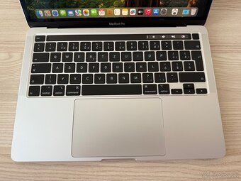 MacBook Pro 13,3” Touchbar 2020 A2251 32GB/512GB - 100% stav - 2