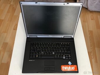 STARŠÍ NOTEBOOK FUJITSU SIEMENS COMPUTERS - 2