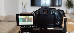 Panasonic Lumix DMC-FZ300 - 2