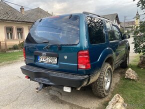 Ford Explorer 4,0 i - 2