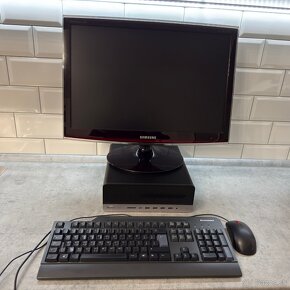 HP EliteDesk 705 G4 SFF + monitor, myš, klávesnica - 2