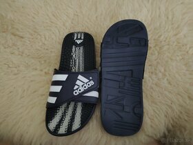 Pánske vsuvky Adidas - 2