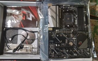 ASRock X570 PHANTOM GAMING 4 ATX socket AM4 AMD - 2