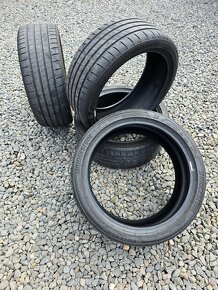 Predam letne pneu 225/40 R19 Bridgestone Potenza S005 - 2