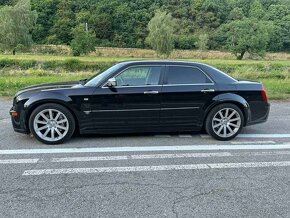 Chrysler 300c srt8 - 2