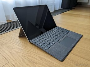 Microsoft Surface Pro 8 with keyboard and mouse - 2