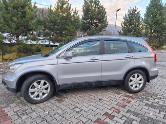 Honda Cr-v 4x4 2.0 benzin 110 kw automaticka prevodovka - 2