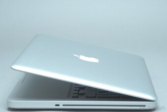 ZÁRUKA/Macbook Pro 13.3"/I5 2.3GHZ/8GBRAM/250GBSSD/CZ/TOP - 2